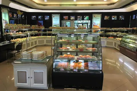 Alice Cake House photo 2